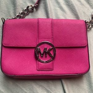 EUC Fuchsia Michael Kors Crossbody